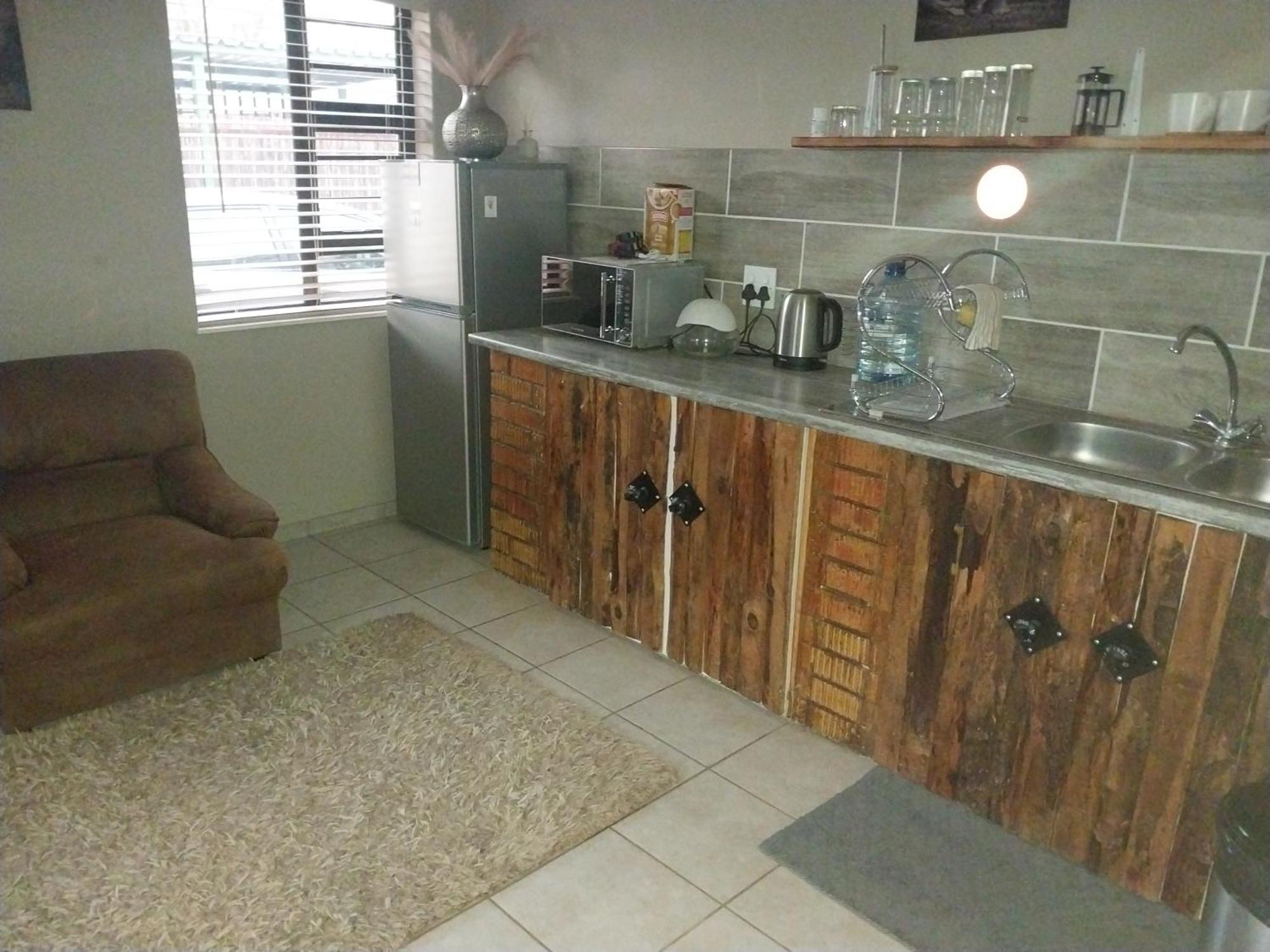 African Elephant'S Den Klerksdorp Esterno foto